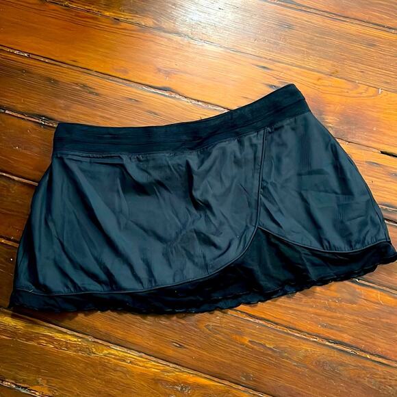 TASC Performance athletic athleisure scallop lettuce edge lined skort sz L - Picture 1 of 7